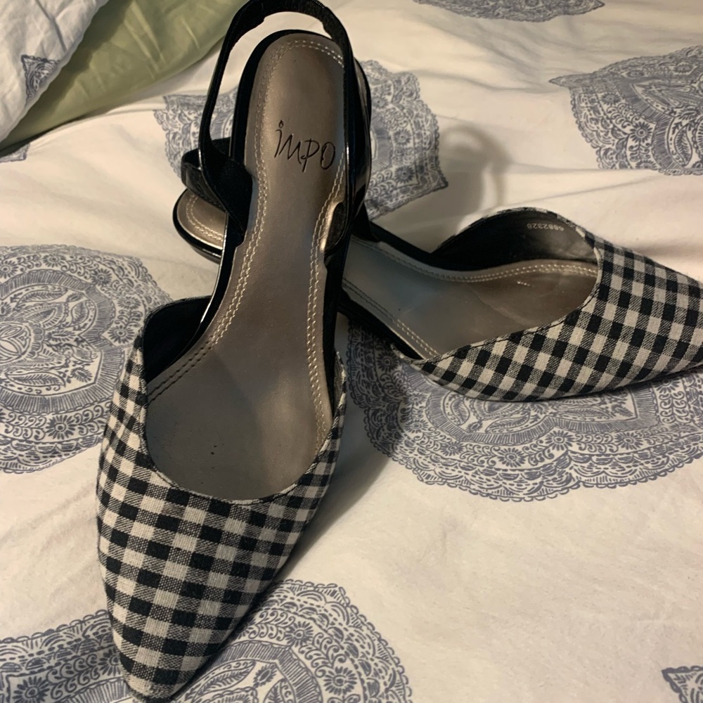 Classic sling back shoes